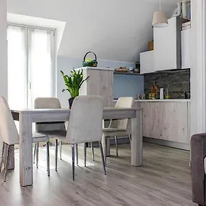 La Magnolia Ii Rose Apartment